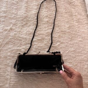 Black clutch